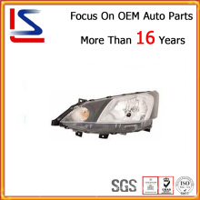 Auto Spare Parts - Head Lamp for Nissan Nv200 2010-